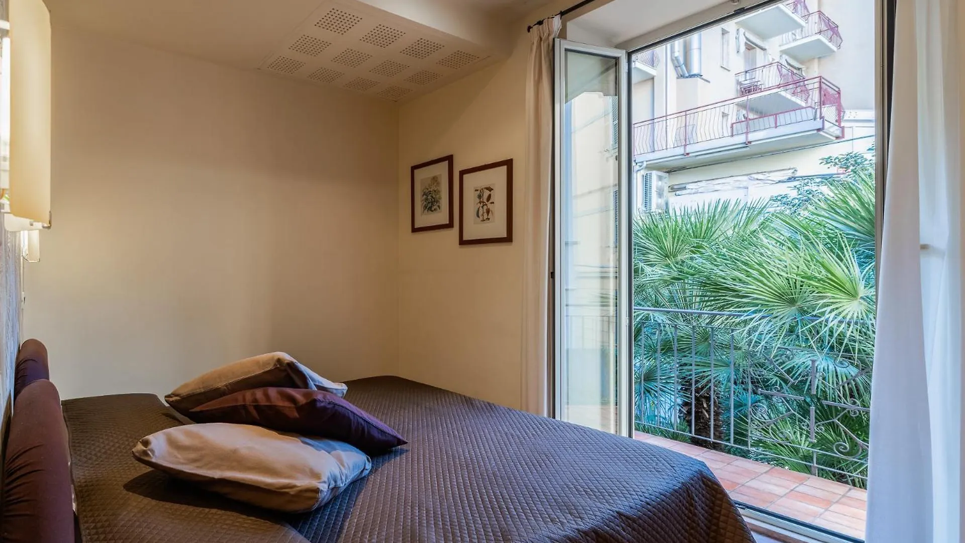 Residence Villa Firenze 알라시오 아파트호텔